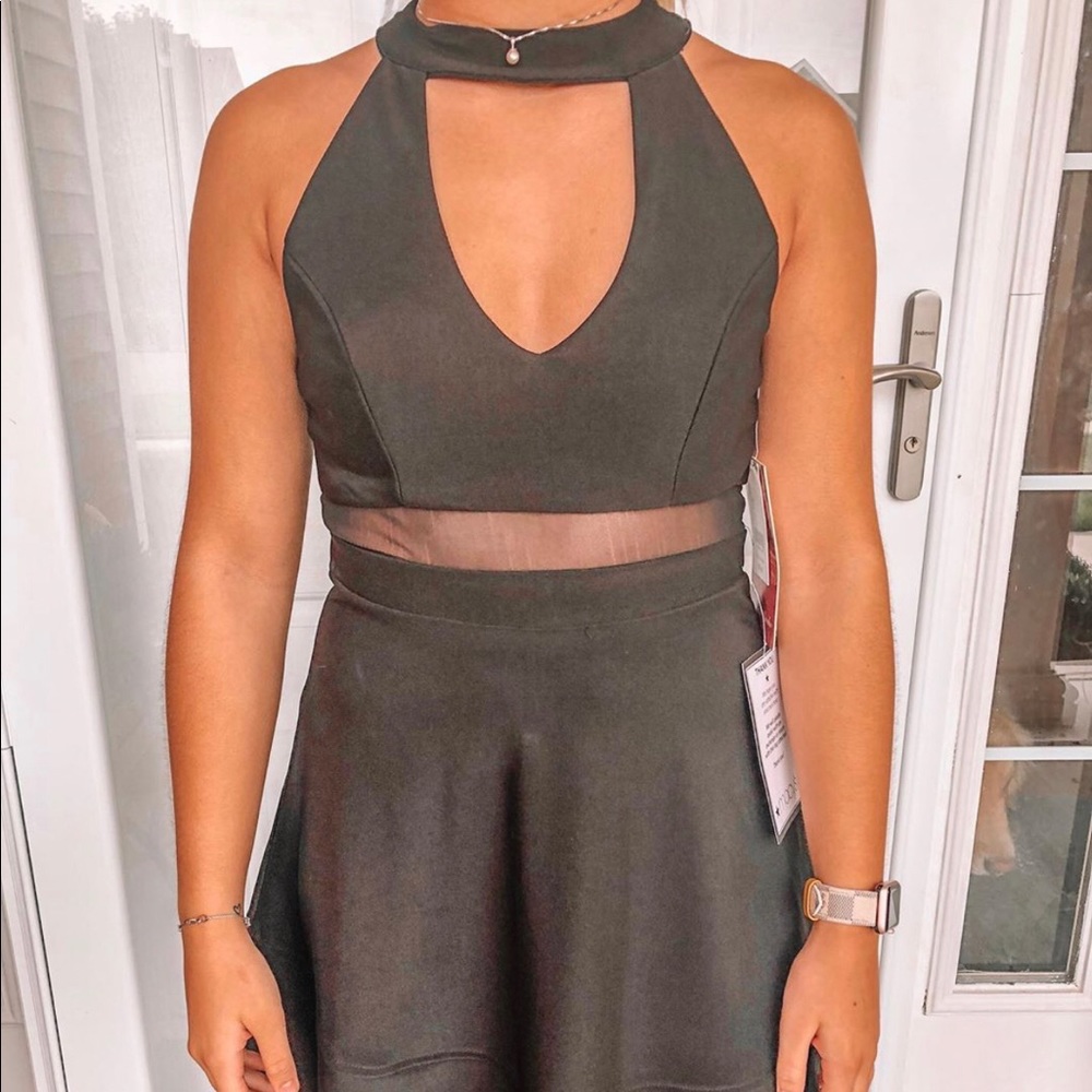 BLACK DRESS WITH MESH